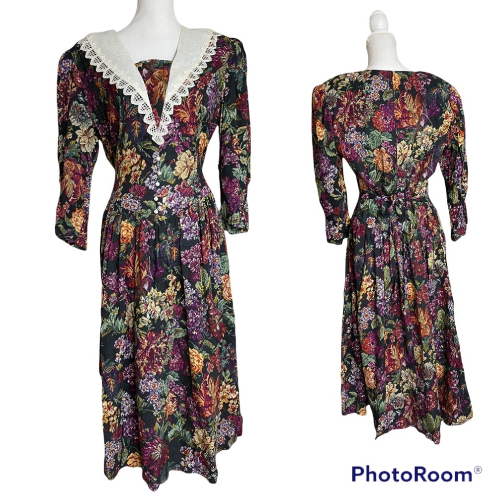 Fairy Grunge Whimsigoth Cottagecore Dress Embroidered Crochet Lace Collar Maxi